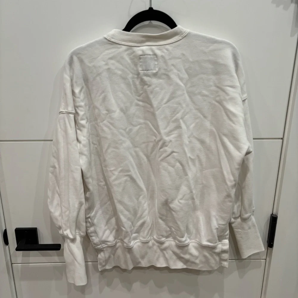 Abercrombie Chicago Bulls White Sweatshirt - Picture 4 of 5